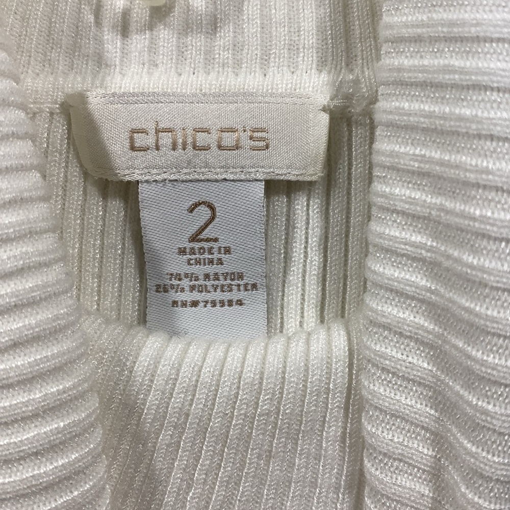 Chico’s size 2 turtleneck sweater - Picture 3 of 4